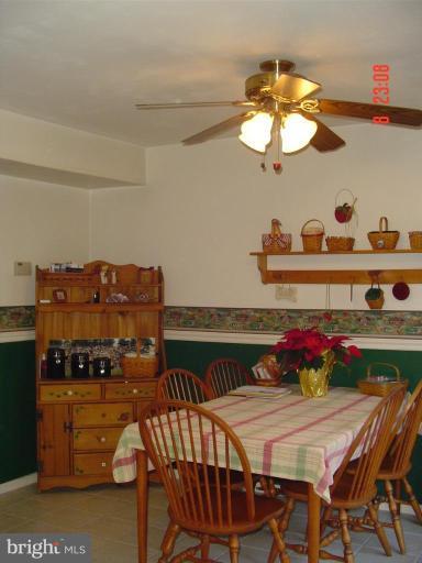 3517 Santee Road Nottingham, MD 21236 - Photo 5 of 16 Kitchen/Dining Room