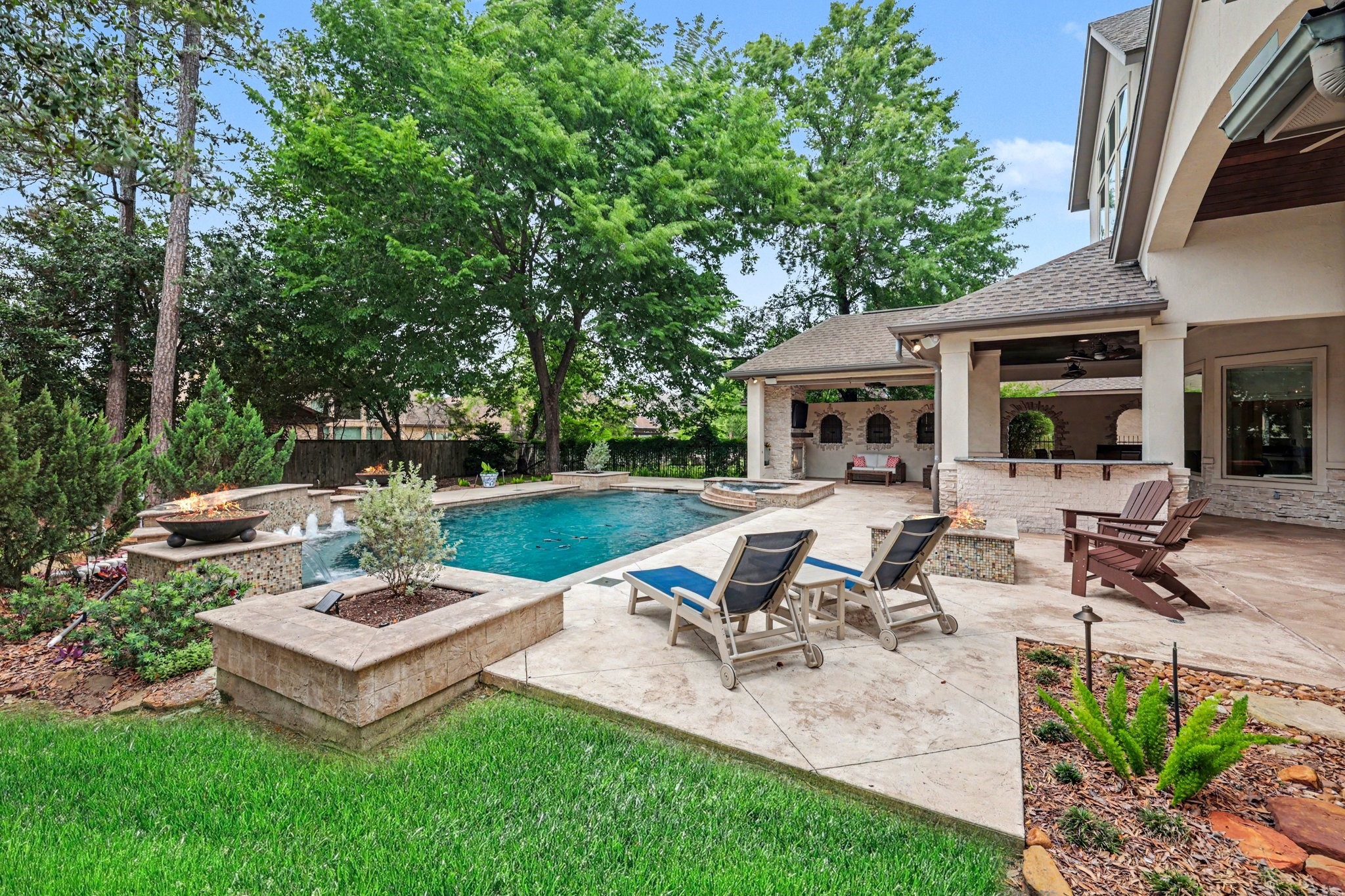 3 Player Ridge Court The Woodlands, TX 77382 - Photo 39 of 50 Expansive look at this resort-style backyard!