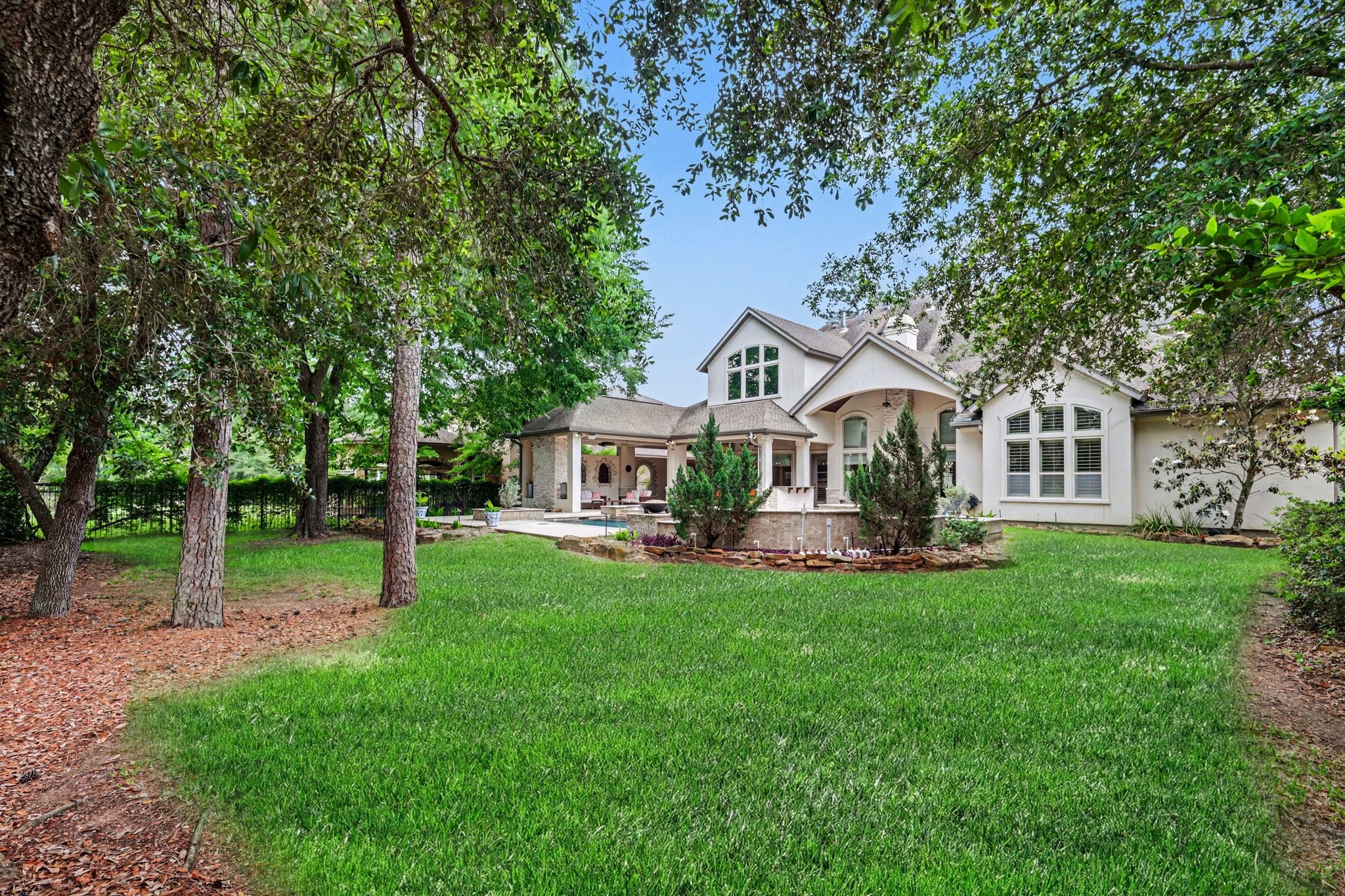 3 Player Ridge Court The Woodlands, TX 77382 - Photo 41 of 50 View of the additional green space and mature trees.
