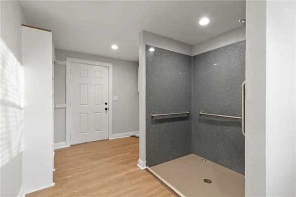 $244,999 | 2961 Lockridge Avenue, Kansas City, MO 64128