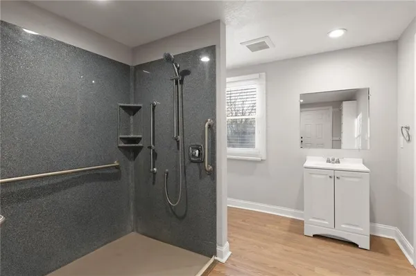 $244,999 | 2961 Lockridge Avenue, Kansas City, MO 64128