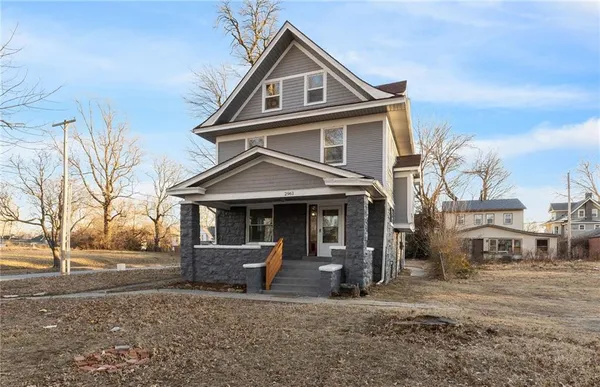 $244,999 | 2961 Lockridge Avenue, Kansas City, MO 64128