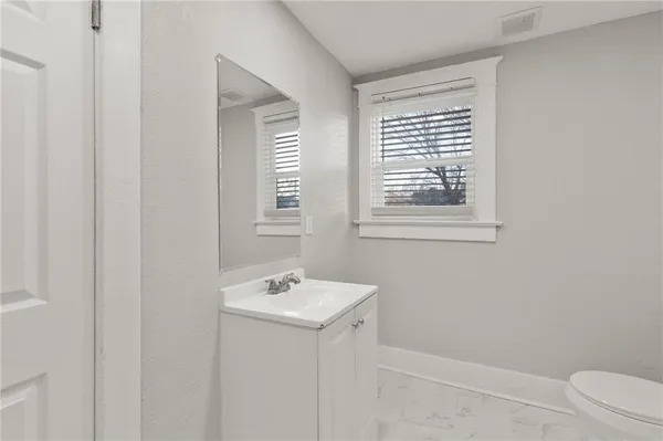 $244,999 | 2961 Lockridge Avenue, Kansas City, MO 64128