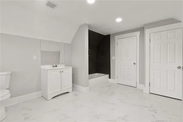 $244,999 | 2961 Lockridge Avenue, Kansas City, MO 64128