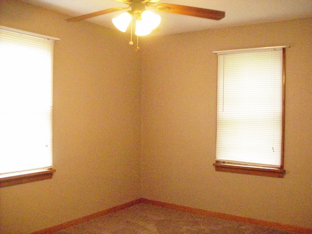 23277 Hazel Road Sterling, IL 61081 - Photo 9 of 15