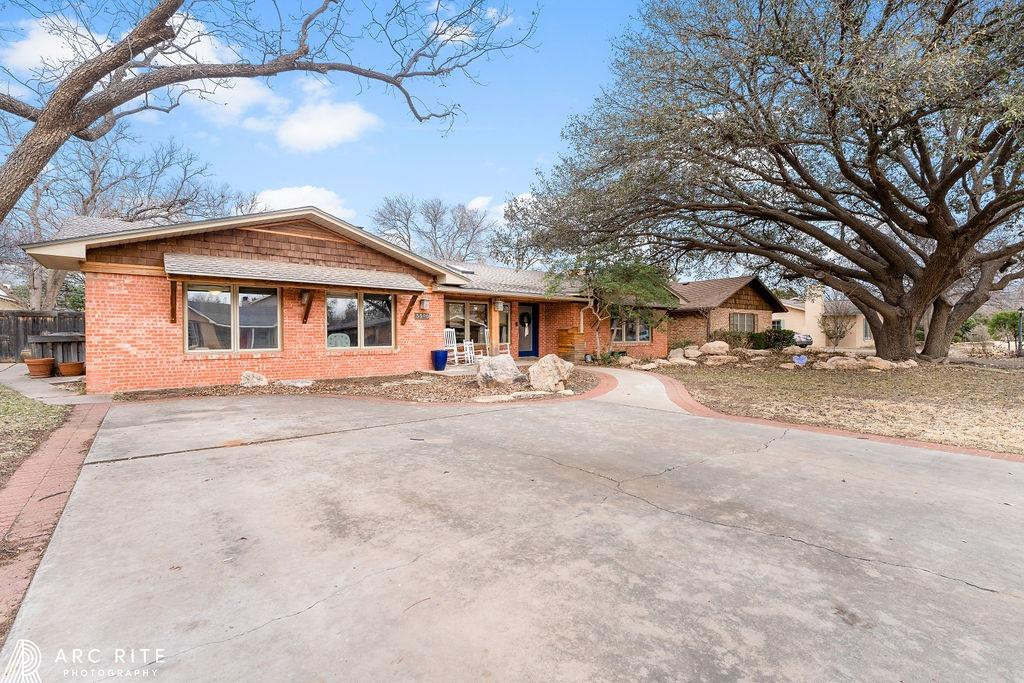 3308 20th Street Lubbock, TX 79410 - Photo 3 of 49 Photo 3