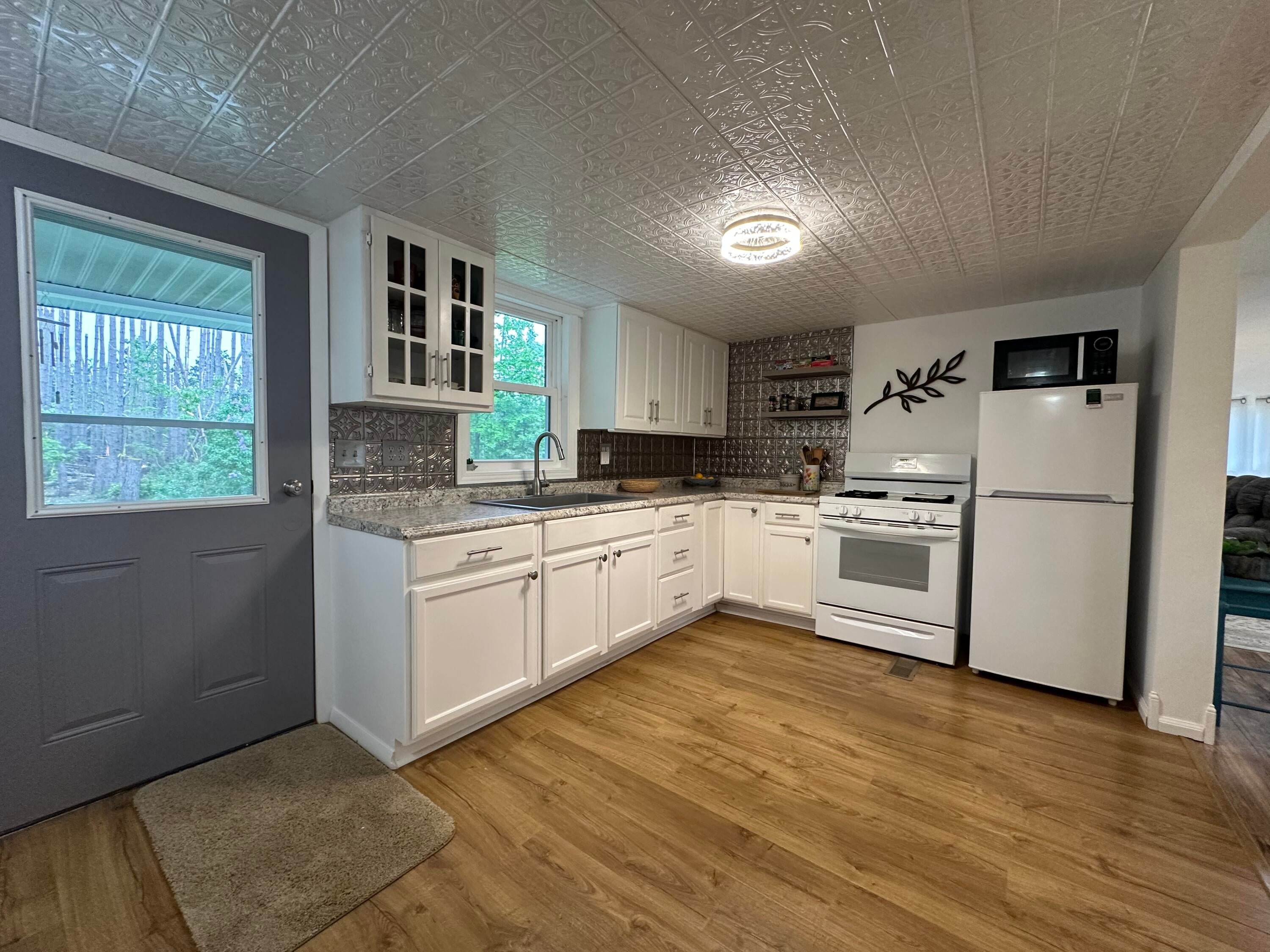 42 McCoy Road Gaylord, MI 49735 - Photo 9 of 26 21