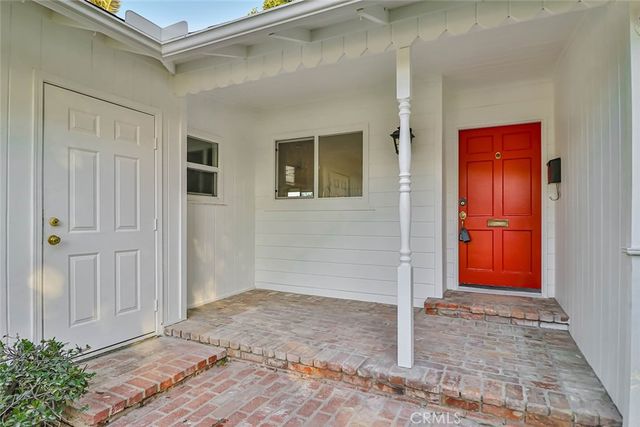 $6,495 | 4420 Noble Avenue, Sherman Oaks, CA 91403