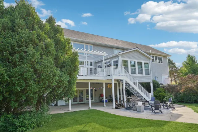 $1,550,000 | 1329 County Rd D, Oregon, WI 53575