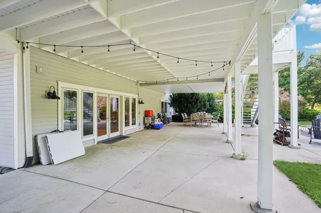 $1,550,000 | 1329 County Rd D, Oregon, WI 53575