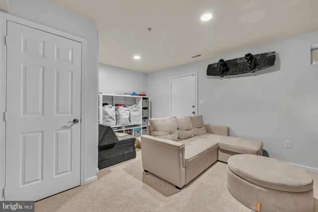 a view of a hallway with closet