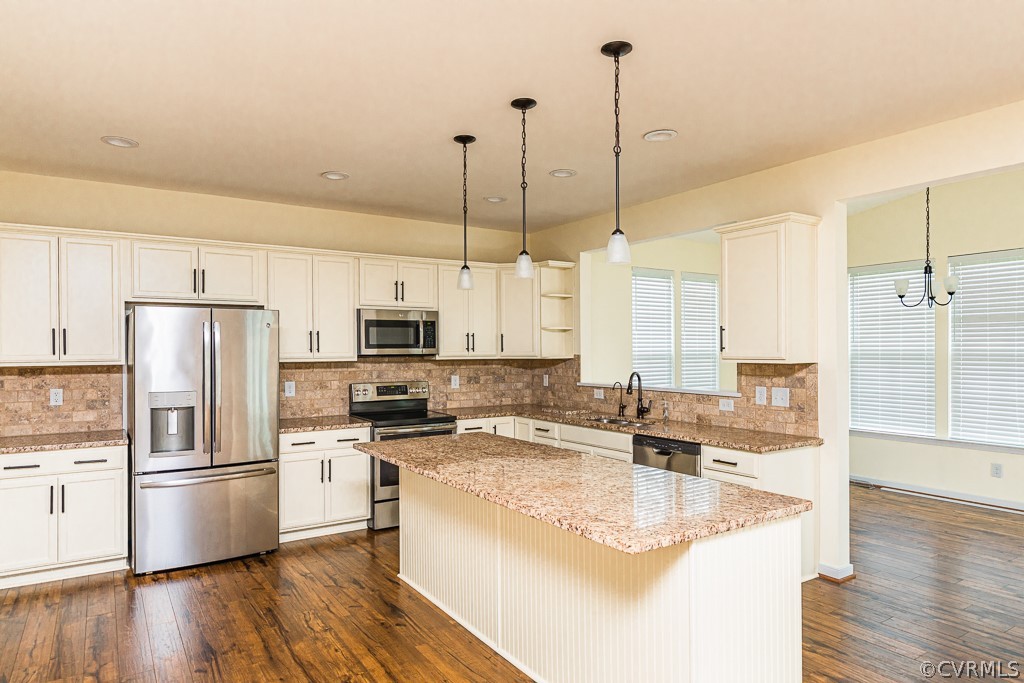 8512 Beyer Road Chesterfield, VA 23832 - Photo 3 of 28 Gallery Image 3