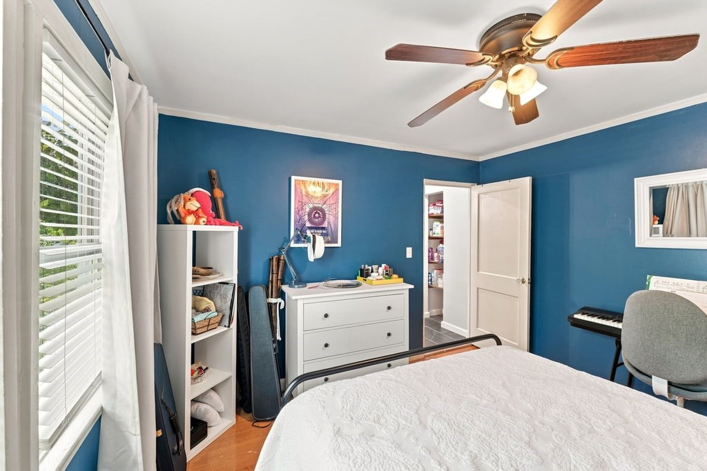 41 Rochambeau Avenue Providence, RI 02906 - Photo 25 of 49 Gallery Image 25