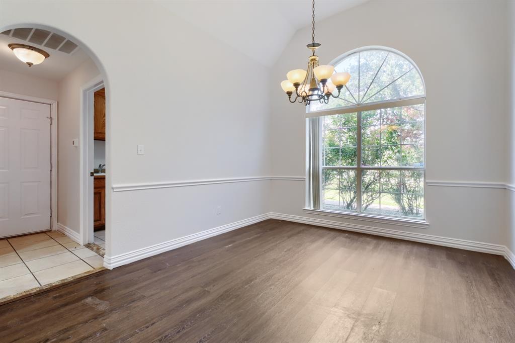 152 Howard Newby Lane Springtown, TX 76082 - Photo 9 of 28