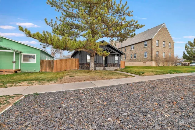 $249,000 | 408 9th Avenue North, Buhl, ID 83316