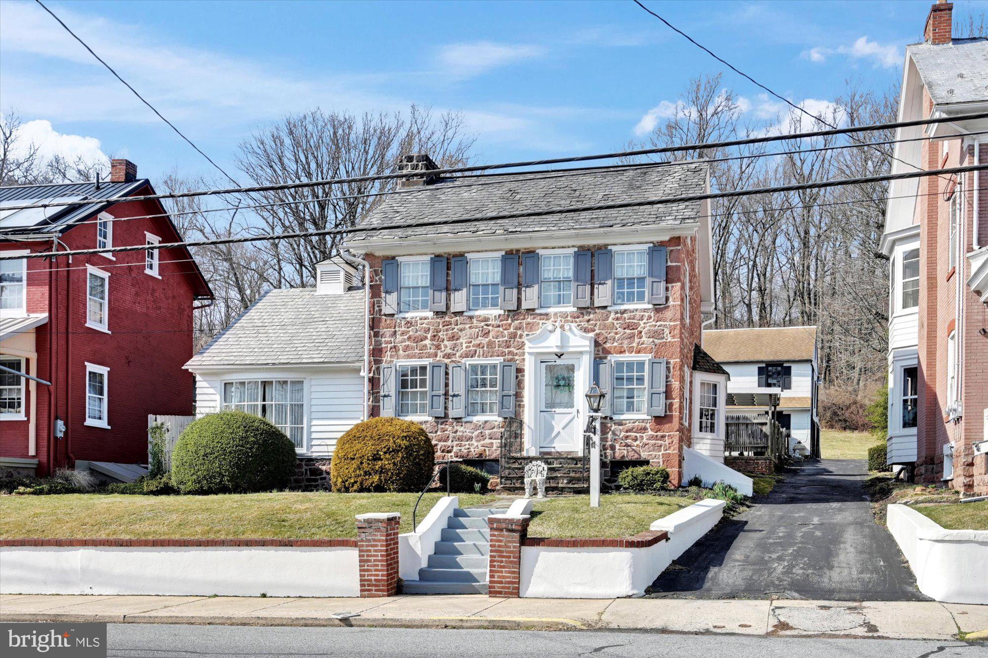 182 East Main Street Adamstown, PA 19501 - Photo 1 of 32 Front View