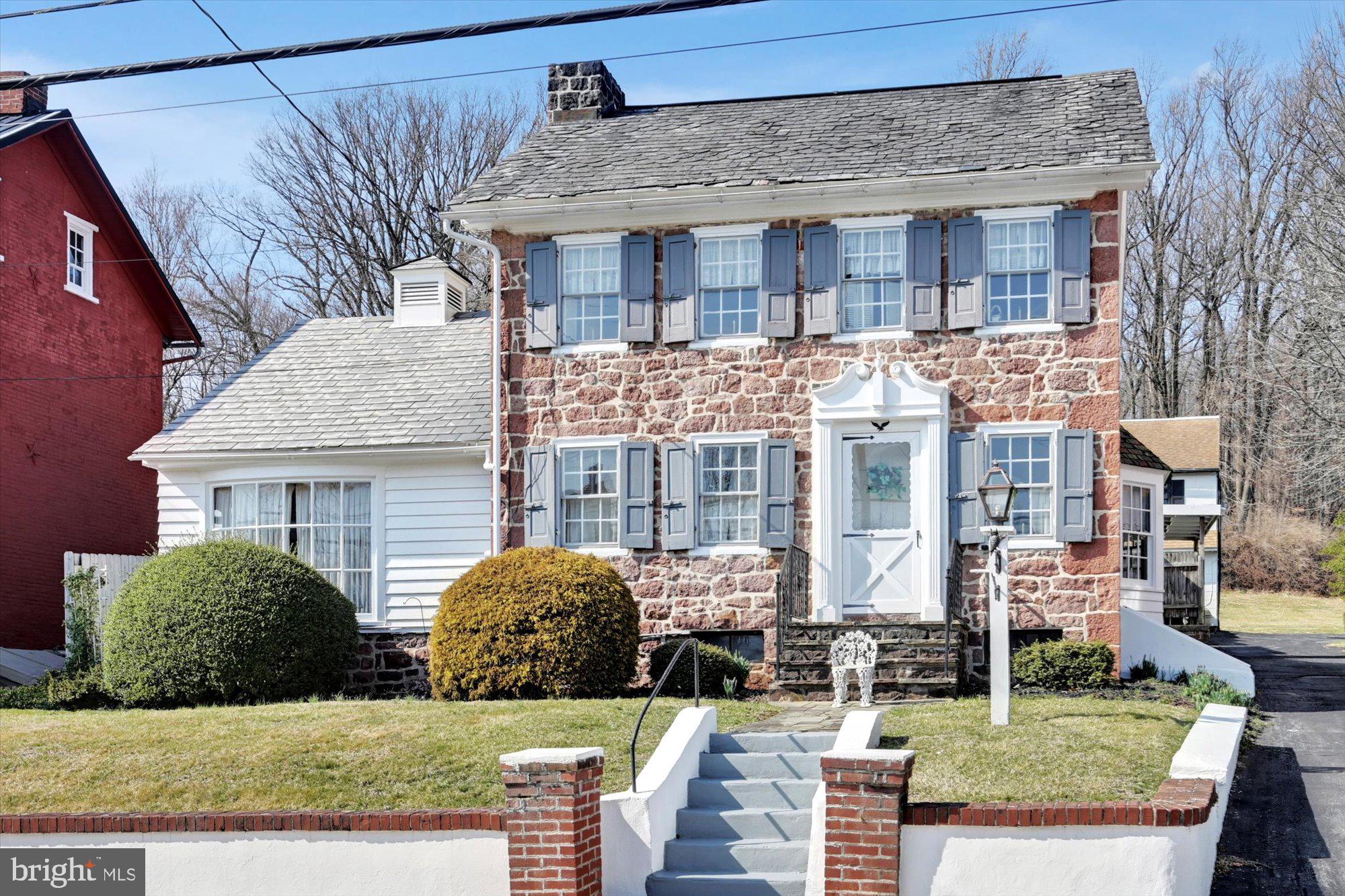 182 East Main Street Adamstown, PA 19501 - Photo 3 of 32 V3