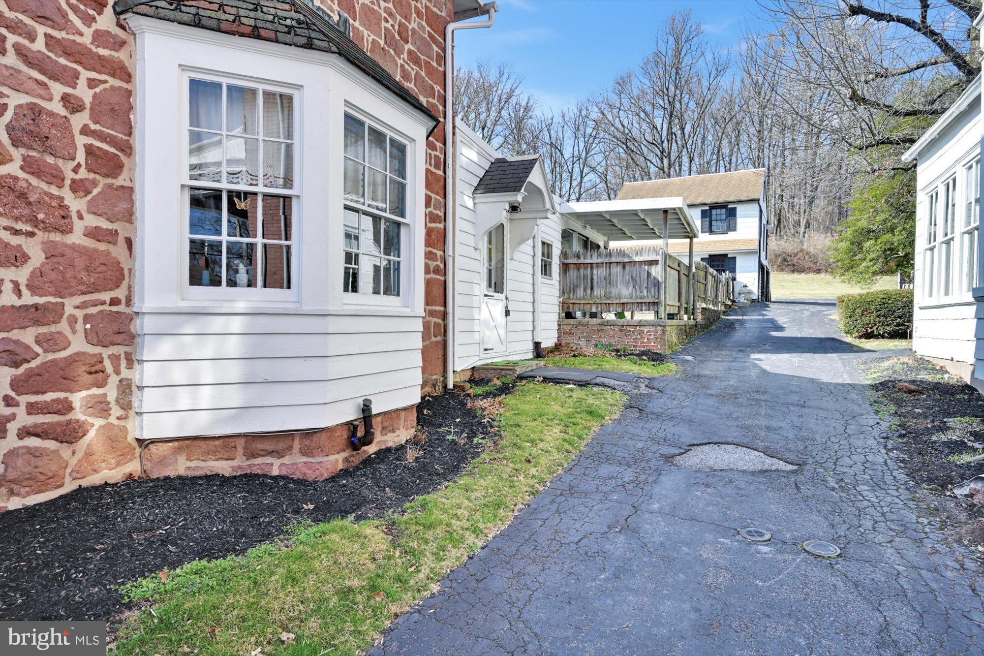182 East Main Street Adamstown, PA 19501 - Photo 4 of 32 Side View