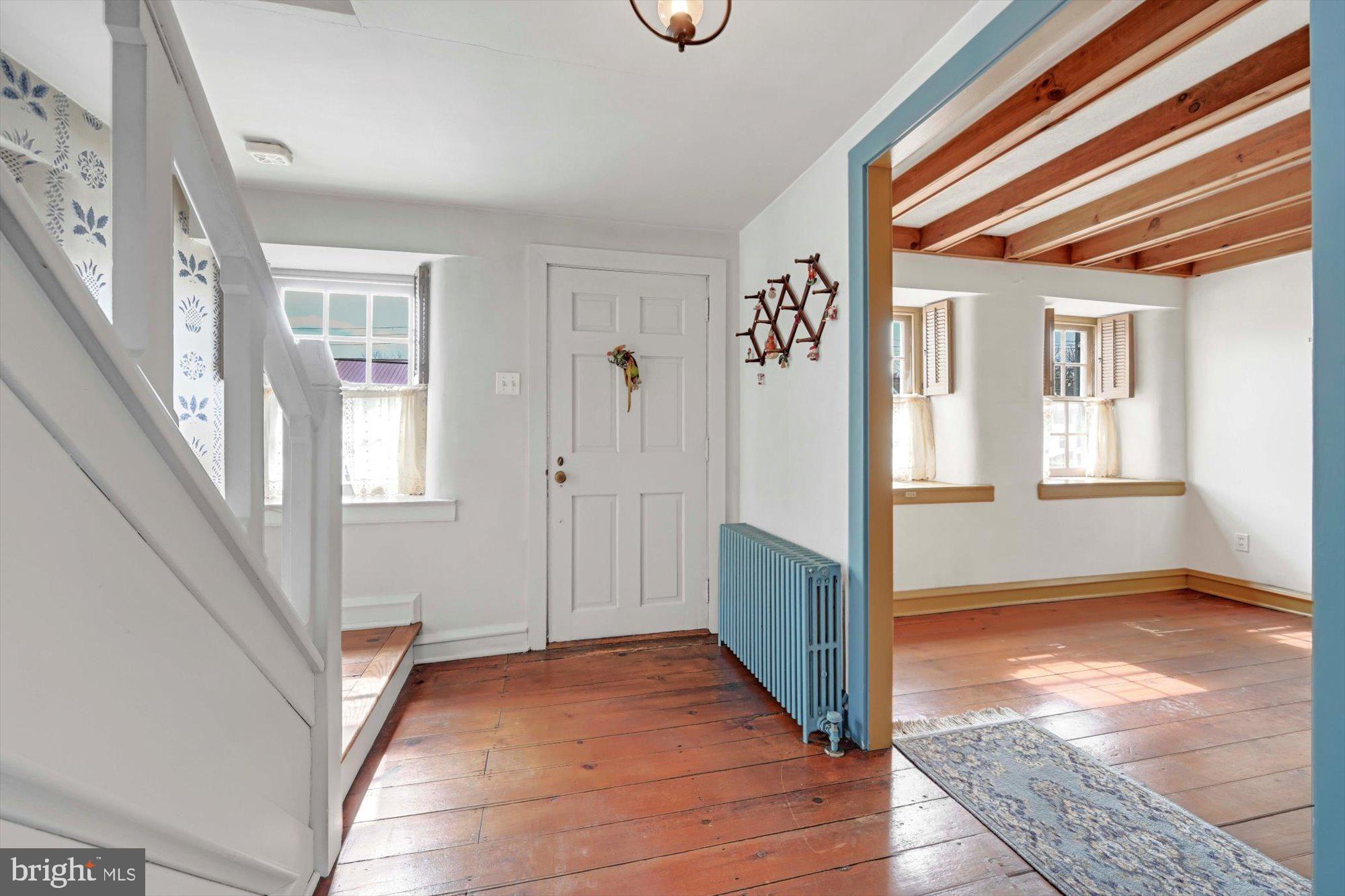 182 East Main Street Adamstown, PA 19501 - Photo 8 of 32 Foyer