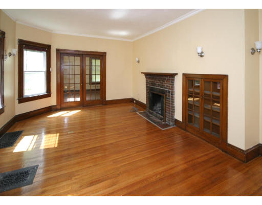 26 Lafayette Street Springfield, MA 01109 - Photo 8 of 14 Gallery Image 8