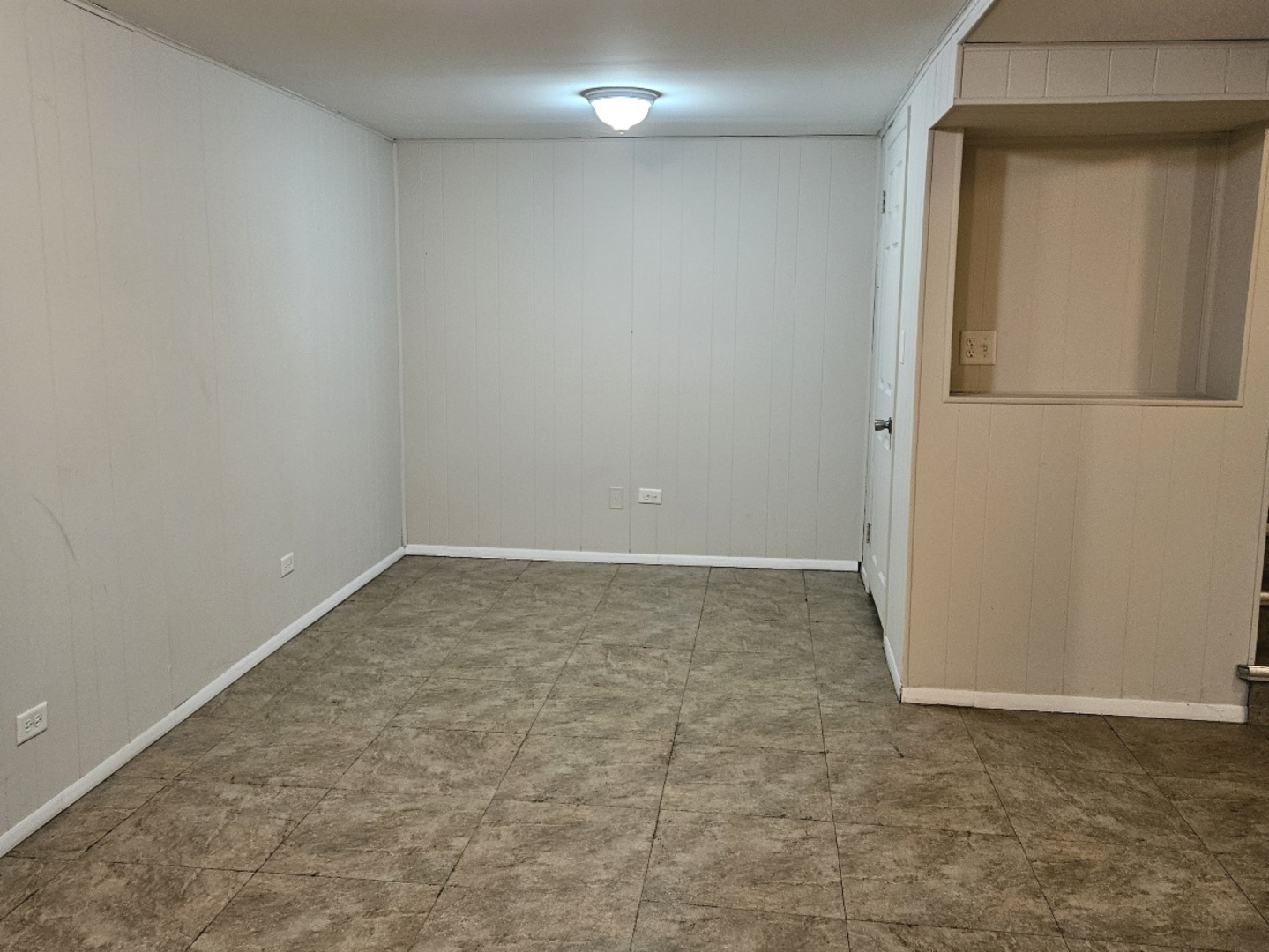 228 Monroe Road Bolingbrook, IL 60440 - Photo 13 of 14