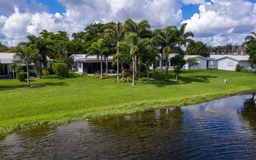 2211 Southwest Roma Way Boynton Beach, FL 33426 - Photo 25 of 27 25