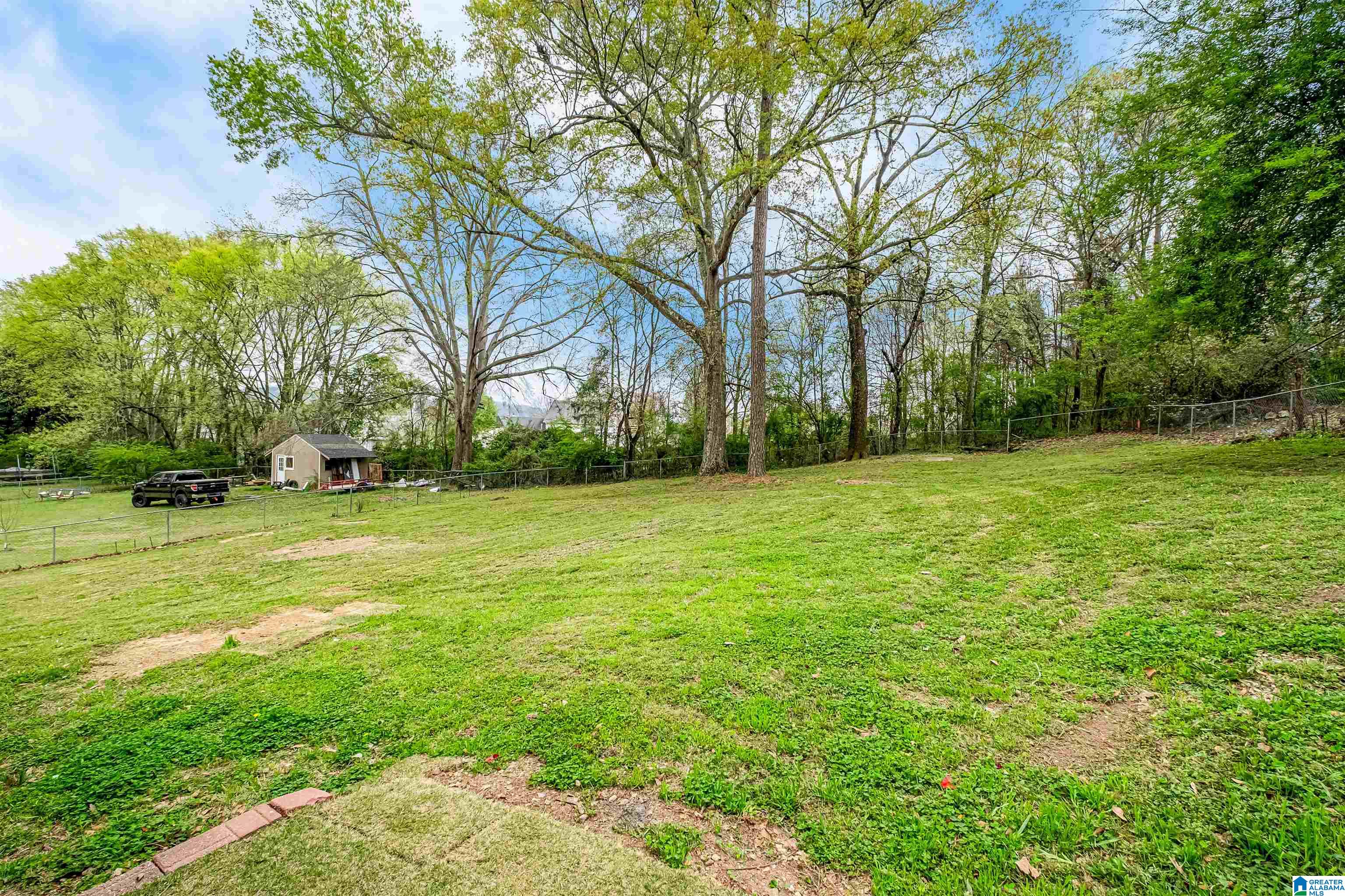 605 King Valley Circle Pelham, AL 35124 - Photo 30 of 34