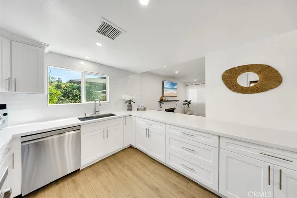 $1,249,900 | 1603 East Chestnut Avenue, Orange, CA 92867
