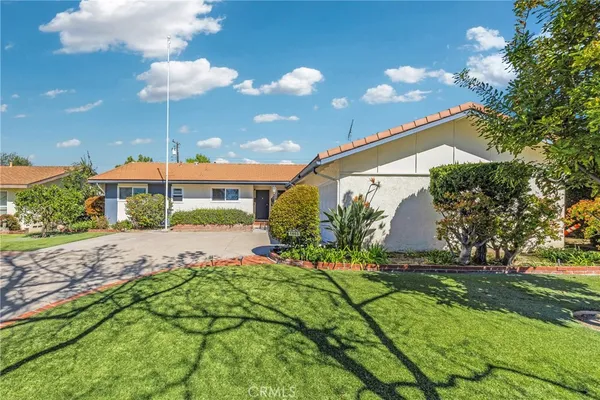 $1,249,900 | 1603 East Chestnut Avenue, Orange, CA 92867