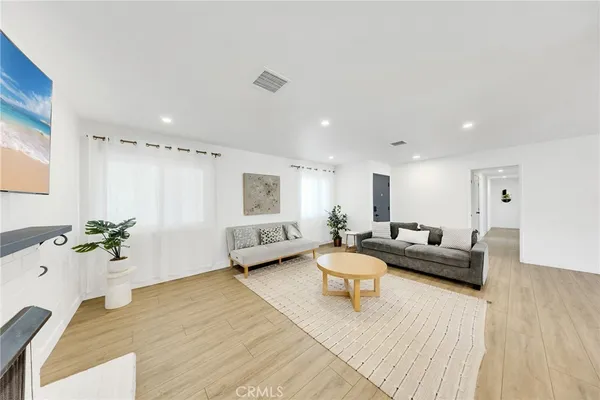 $1,249,900 | 1603 East Chestnut Avenue, Orange, CA 92867