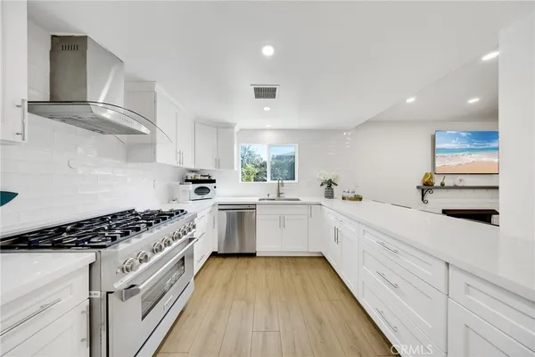$1,249,900 | 1603 East Chestnut Avenue, Orange, CA 92867