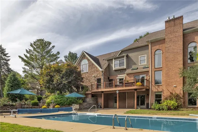 $1,795,000 | 109 Lakeland Drive, Mars, PA 16046