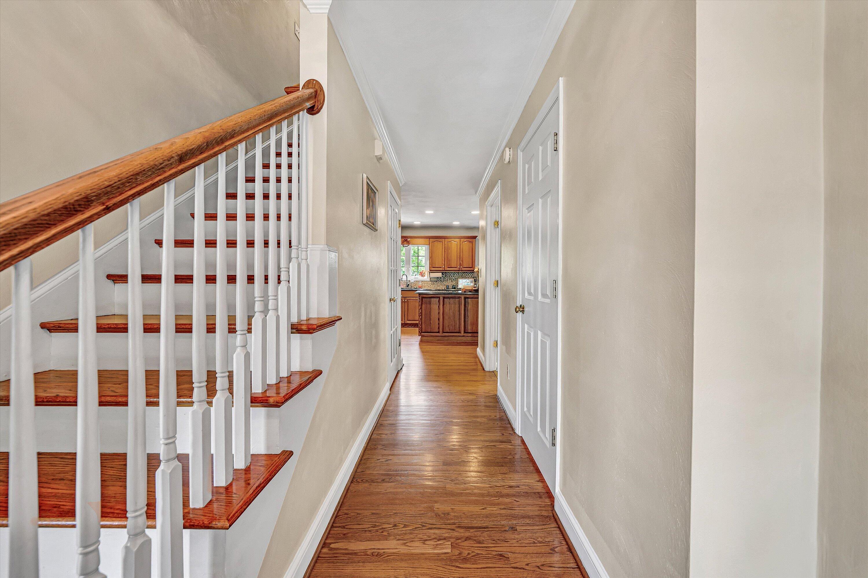 3808 Rte 3004 Roanoke, VA 24012 - Photo 5 of 44 Hallway to Kitchen