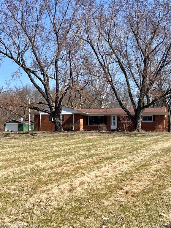 1900 North Hughes Road Howell, MI 48843 - Photo 50 of 50 Gallery Image 50
