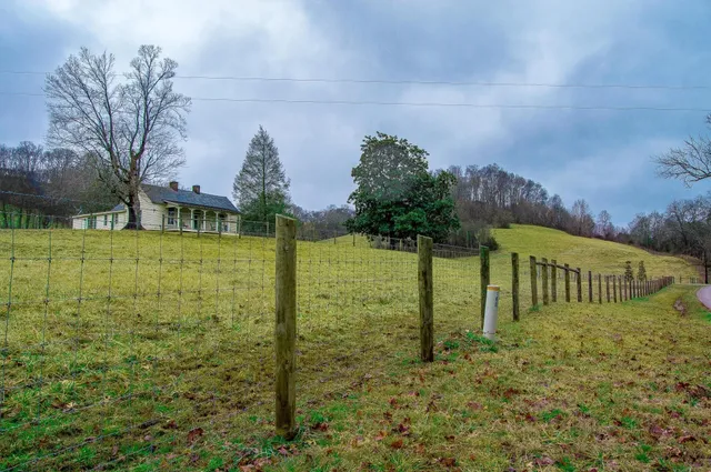 $1,800 | 2319 Little Dry Creek Road, Pulaski, TN 38478