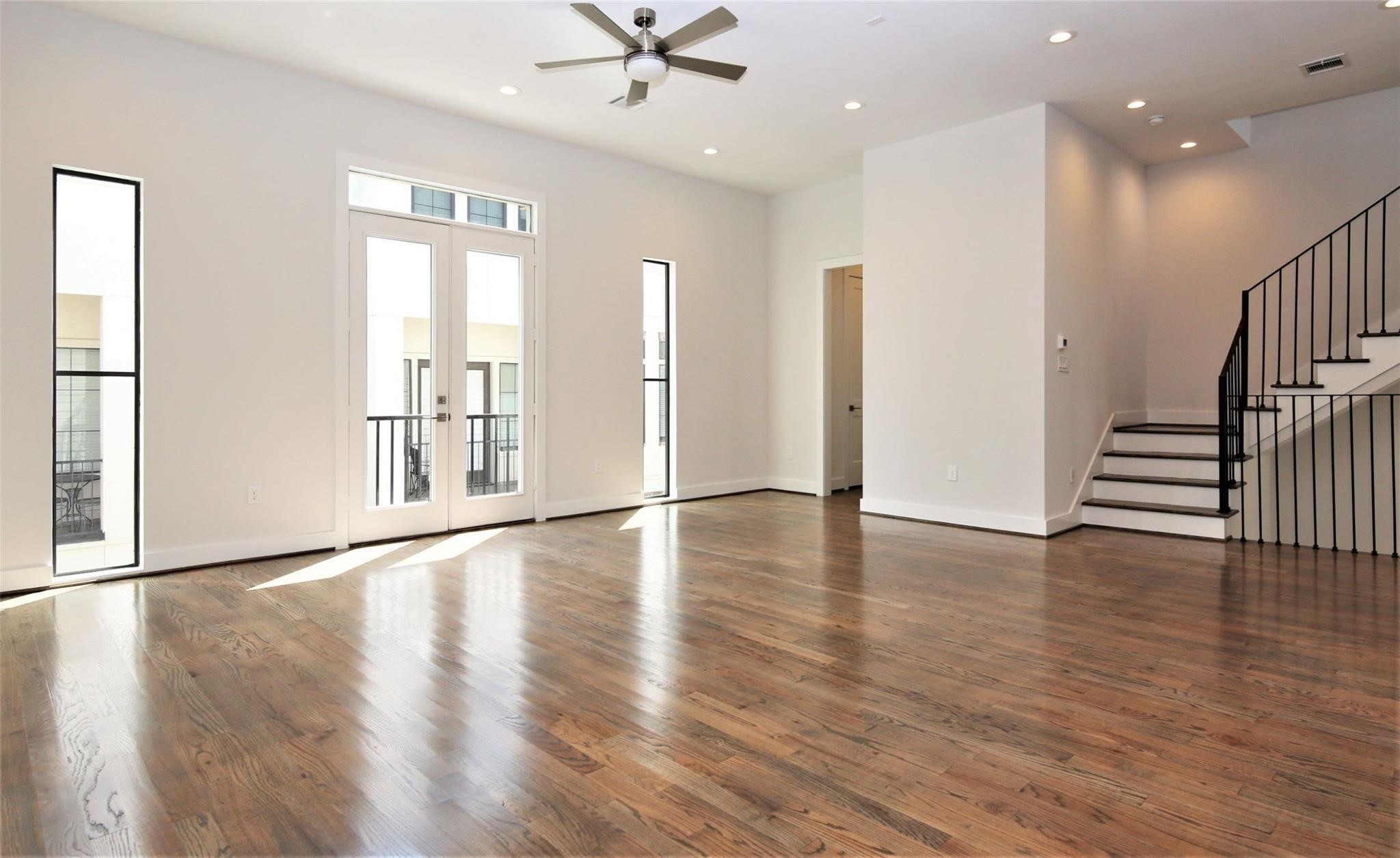 816 West 22nd Street Houston, TX 77008 - Photo 8 of 19