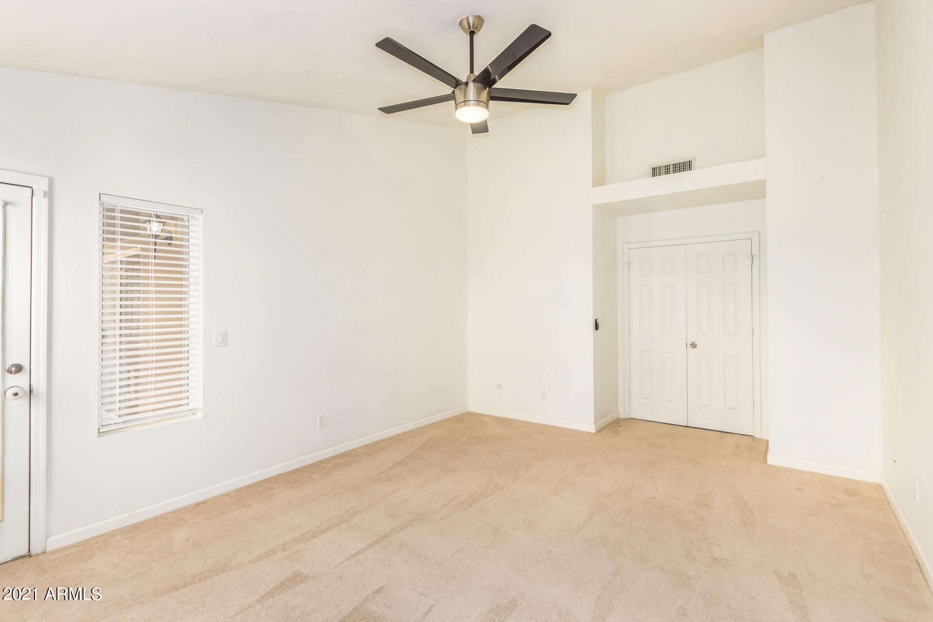 444 East Silver Creek Road Gilbert, AZ 85296 - Photo 23 of 43 0023-23 - Silver Creek