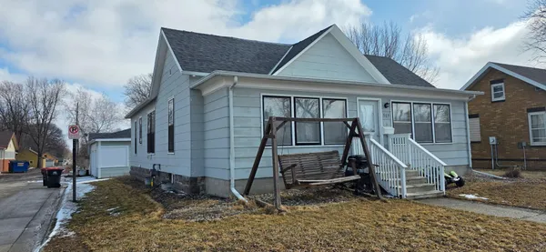 $99,900 | 309 South Jefferson Street, Redwood Falls, MN 56283