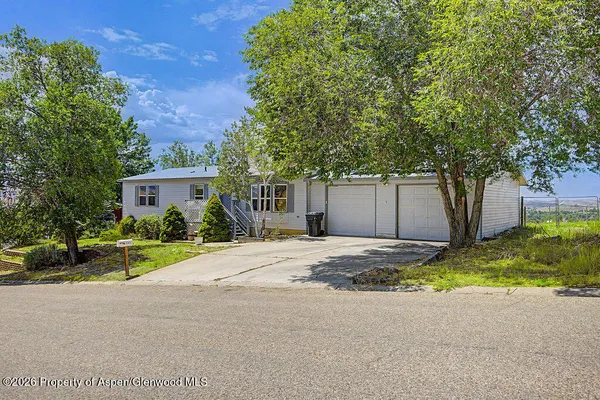 $389,900 | 870 Jerimiah Avenue, Craig, CO 81625