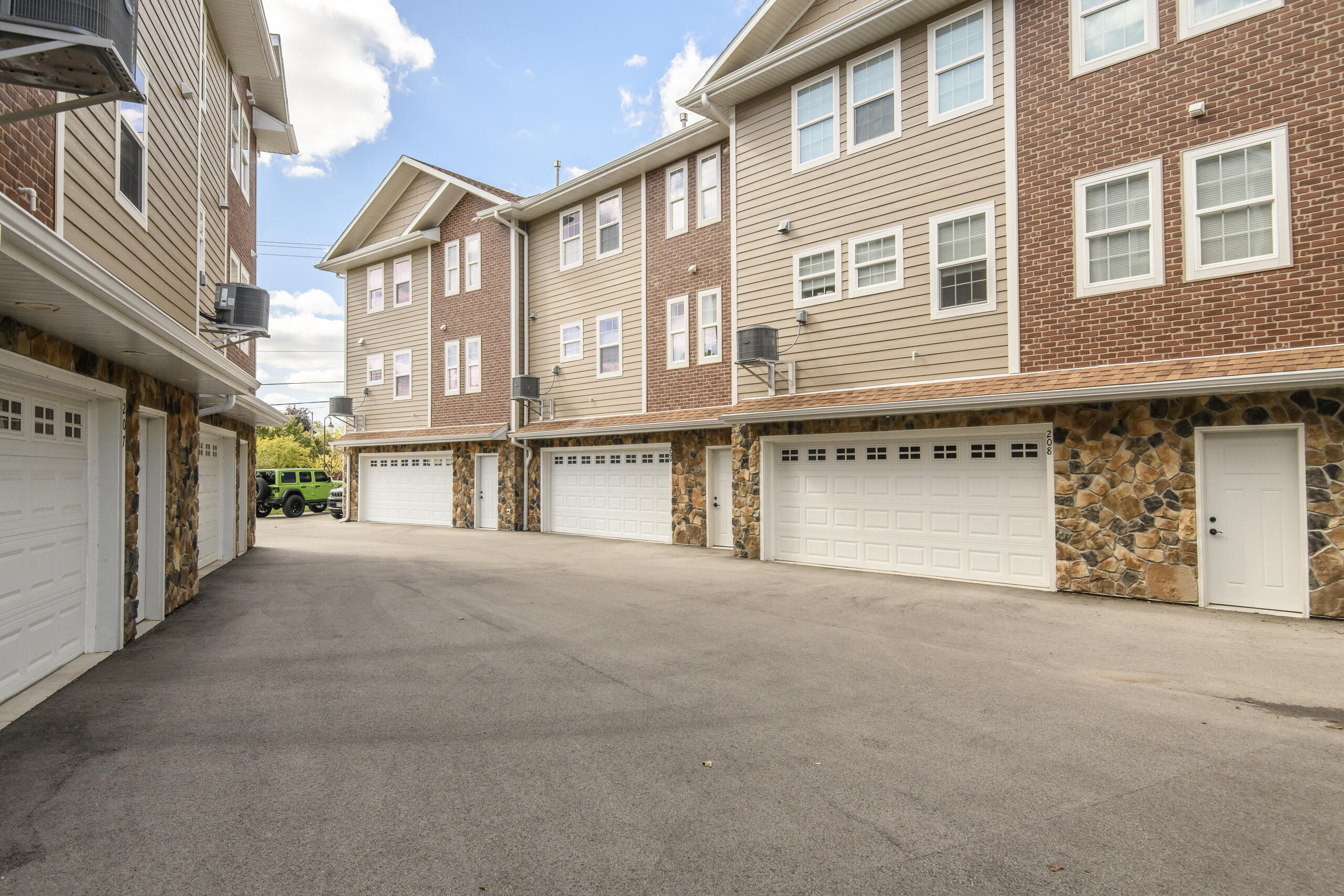 208 Grand Avenue, Unit 3 Mukwonago, WI 53149 - Photo 45 of 51 Grand Ave-45