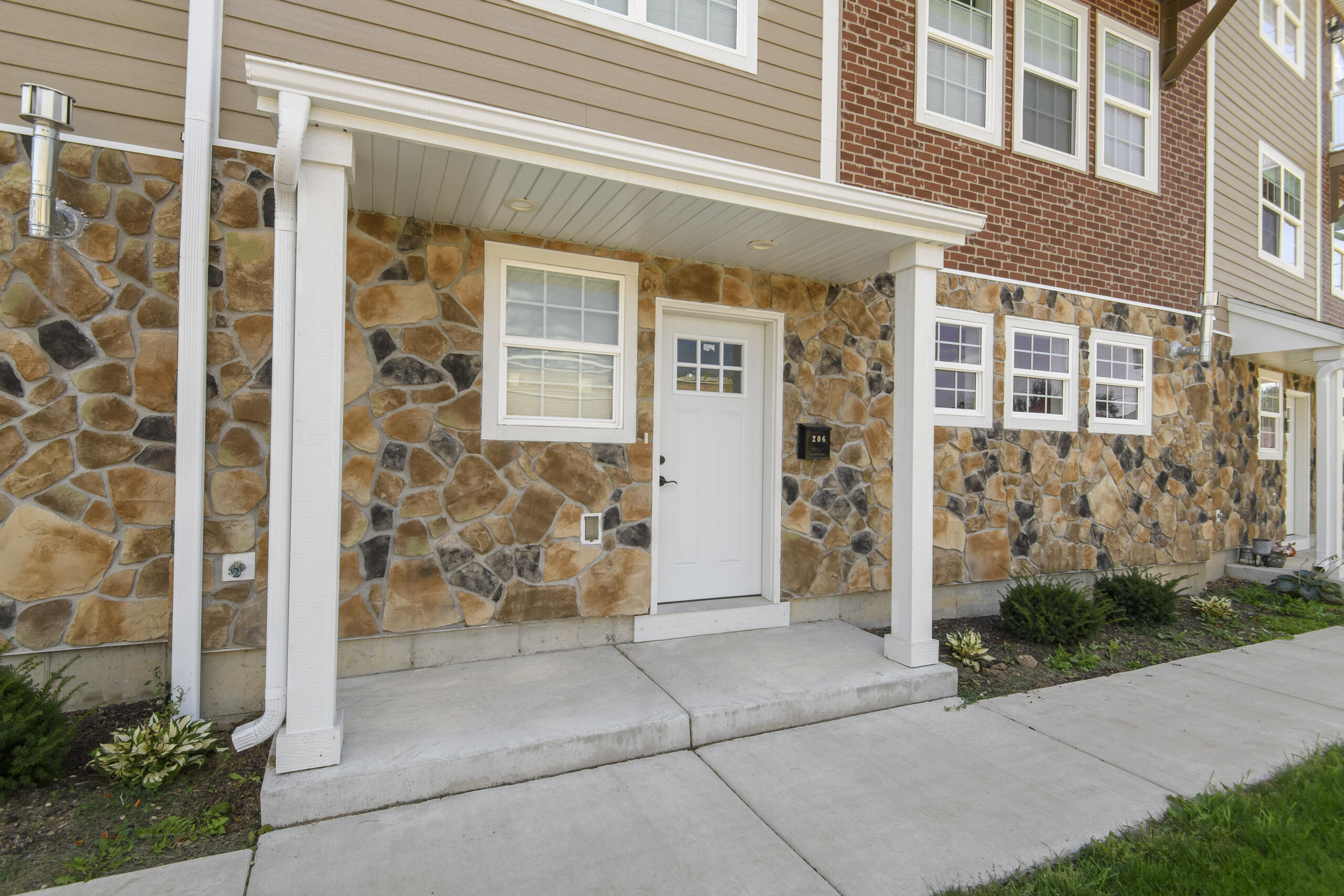 208 Grand Avenue, Unit 3 Mukwonago, WI 53149 - Photo 8 of 51 Front Porch