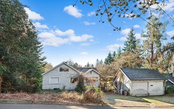 $1,350,000 | 5721 108th Avenue Northeast, Kirkland, WA 98033