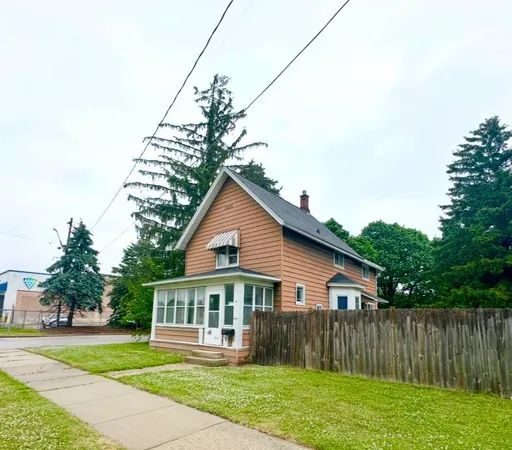 $245,000 | 1615 White Rock Avenue, Waukesha, WI 53186