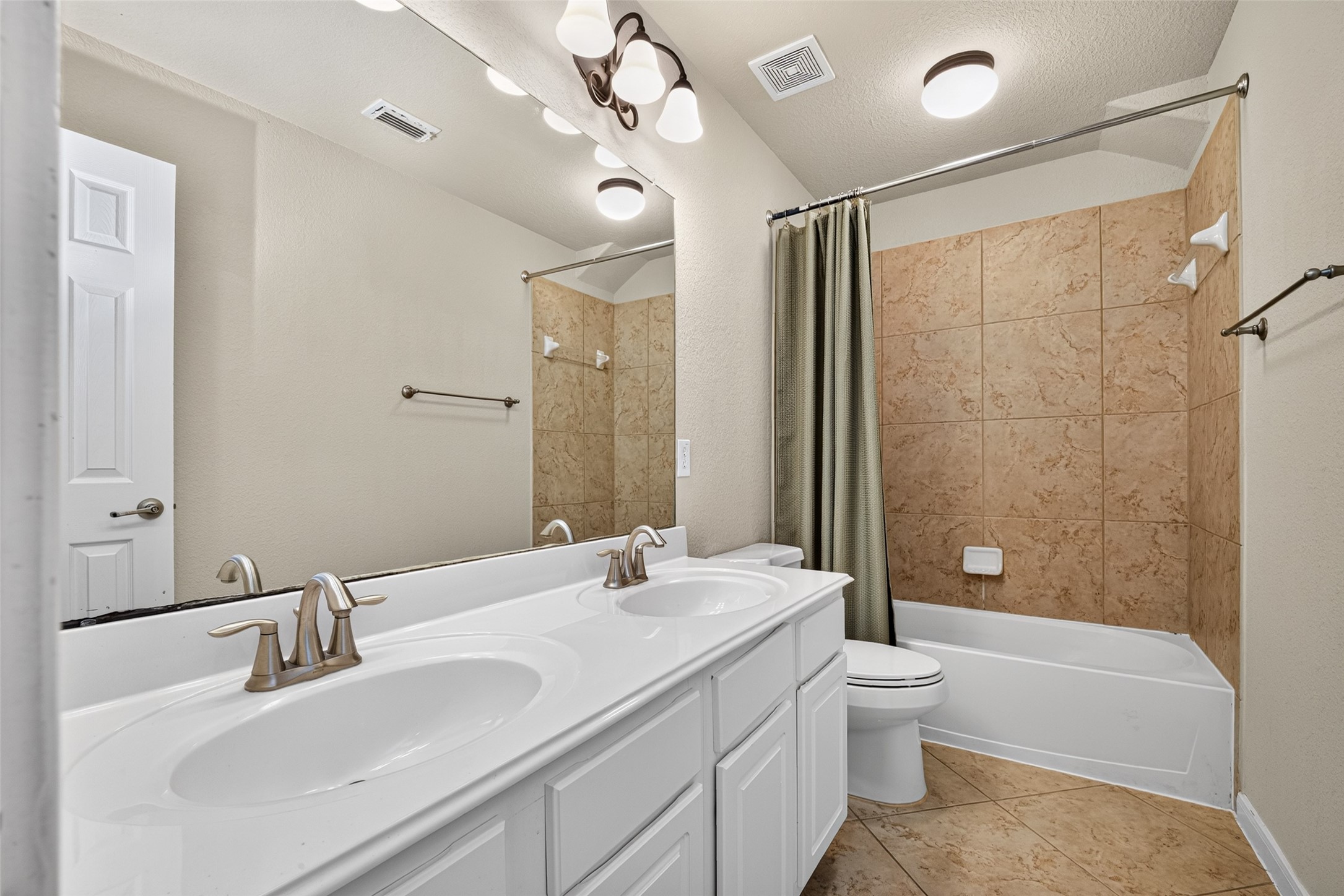 93 South Rocky Point Circle Spring, TX 77389 - Photo 40 of 50 Gallery Image 40