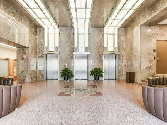 $349,000 | 710 Colorado Street, Unit 2D, Austin, TX 78701