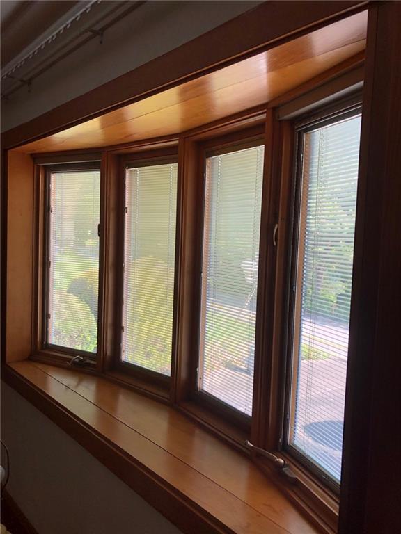 110 Braddock Road Pittsburgh, PA 15221 - Photo 6 of 25 Gallery Image 6