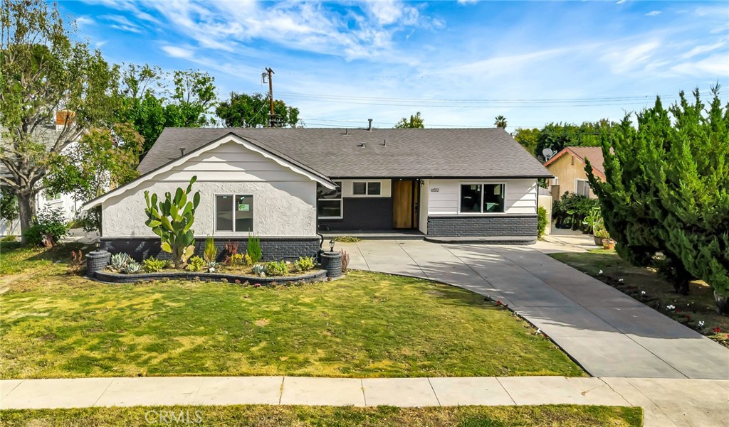 6512 Franrivers Avenue West Hills, CA 91307 - Photo 31 of 33 a view of house with garden