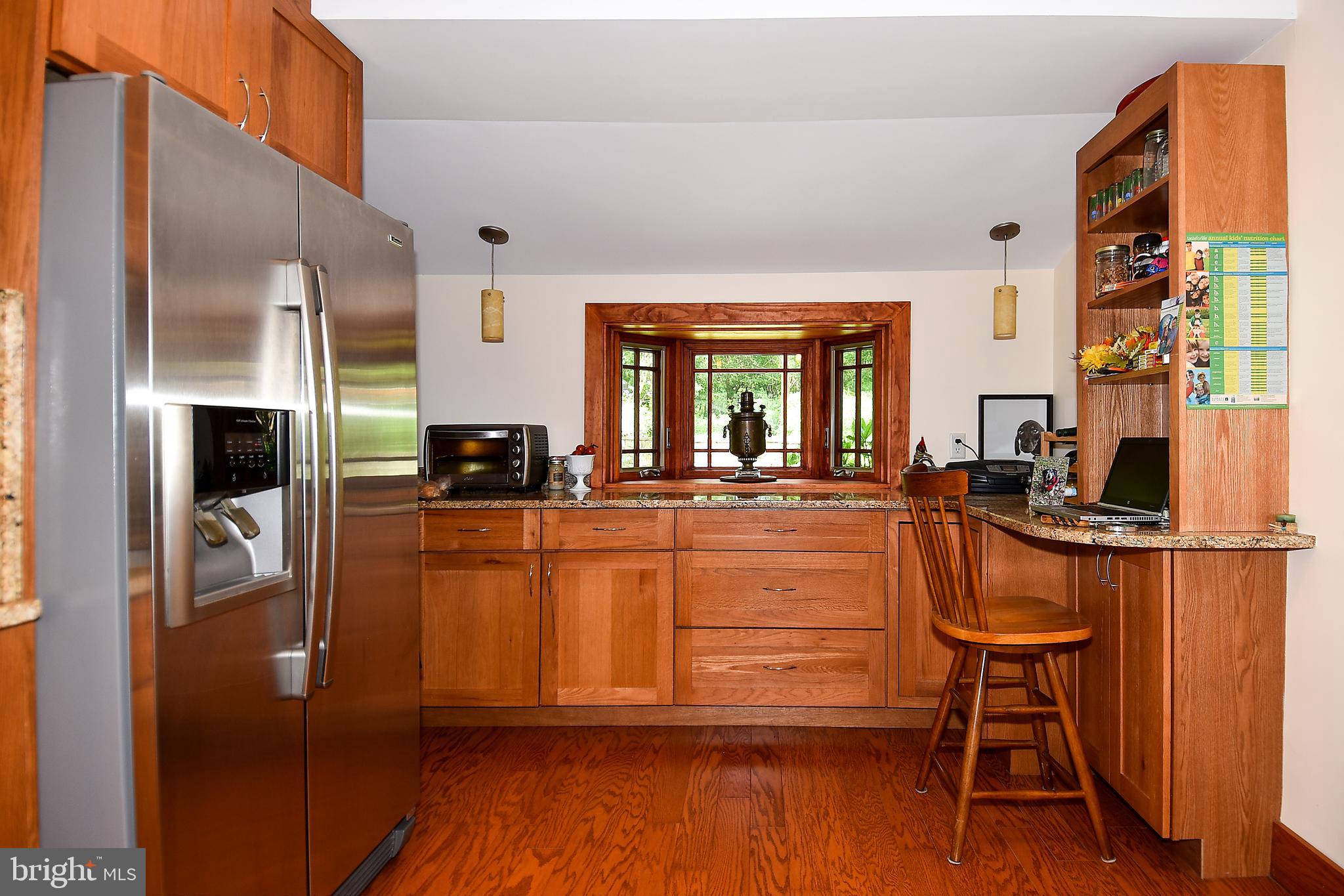 7 Ericsson Road Cabin John, MD 20818 - Photo 12 of 38 Kitchen