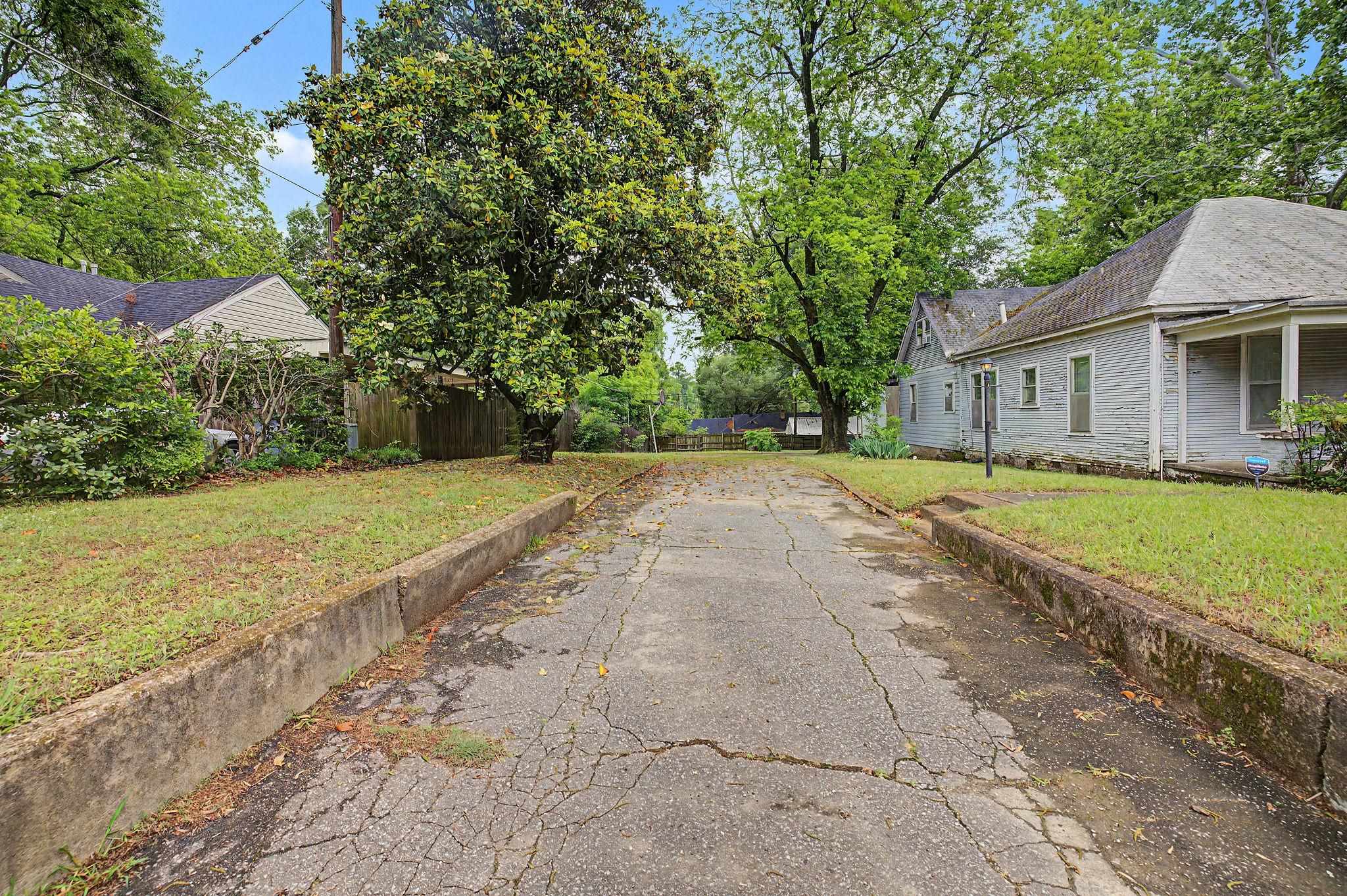790 Colonial Road Memphis, TN 38117 - Photo 7 of 39
