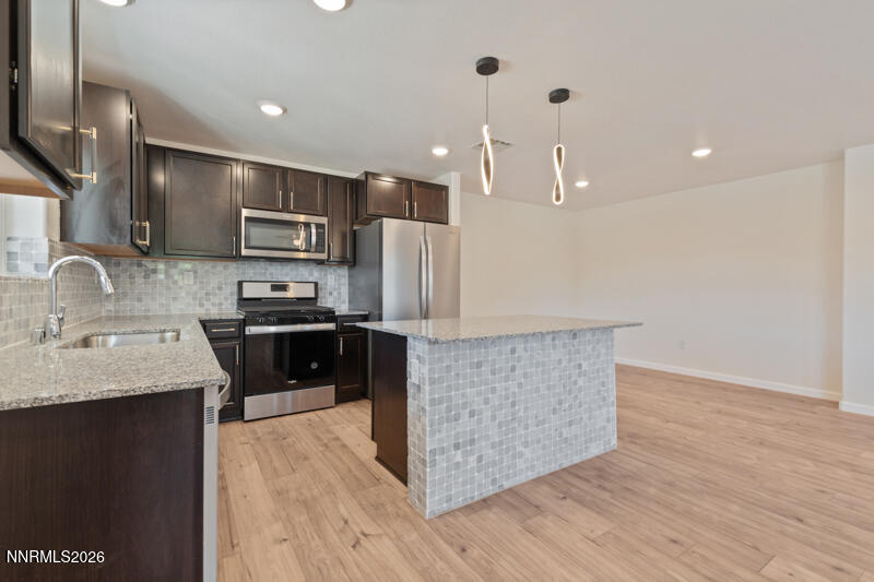 611 Yerington Drive Reno, NV 89506 - Photo 7 of 24 611 Yerington Drive (10 of 25)